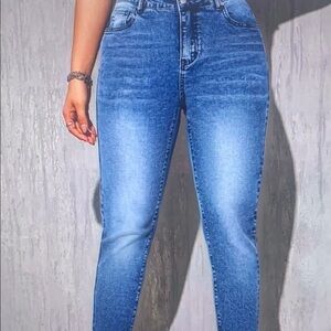 Stylish Blue Skinny Jeans for Women